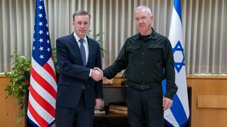 שר הביטחון גלנט עם היועץ לביטחון לאומי של ארה״ב סאליבן