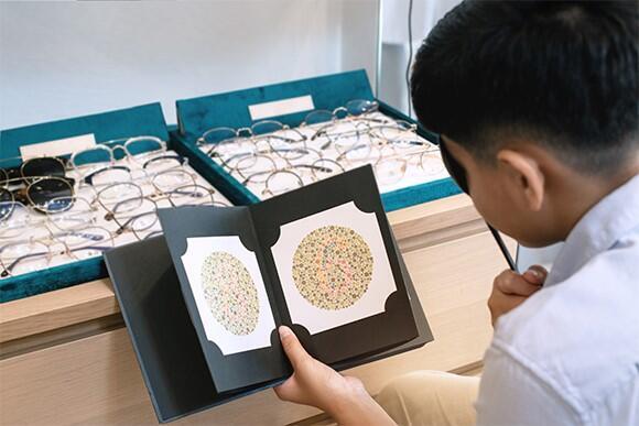 The defective gene causing the disorder is located on the X chromosome. A child undergoing testing for color blindness (Photo: Chomplearn, Shutterstock) The defective gene causing the disorder is located on the X chromosome. A child undergoing testing for color blindness