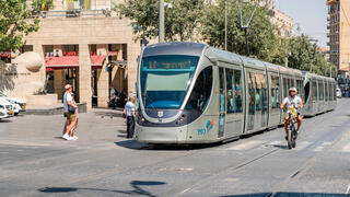 לא רק בנייה למגורים, גם תשתיות. הרכבת הקלה בירושלים
