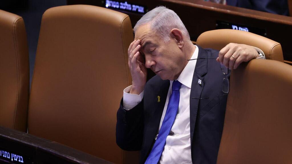 המבקר טוען: "הביקורת עניינית, דורשים חומרים גם ממשרד ראש הממשלה" (צילום: אלכס קולומויסקי) מליאת הכנסת ביום ה-234 למלחמה