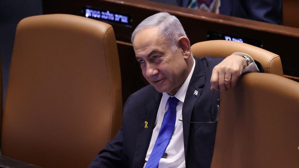 "איננו חולה בסרטן הלבלב". נתניהו (צילום: אלכס קולומויסקי ) מליאת הכנסת ביום ה-234 למלחמה