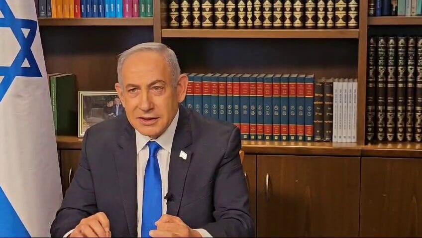 Netanyahu distinguishes between one blood and another (Photo: Prime Minister's office) ראש הממשלה בנימין נתניהו בריאיון לרשת הטלוויזיה הצרפתית TF1