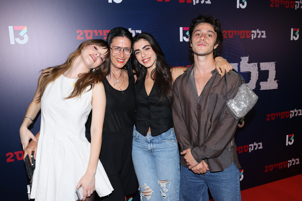 השקת העונה השנייה של בלאק ספייס 