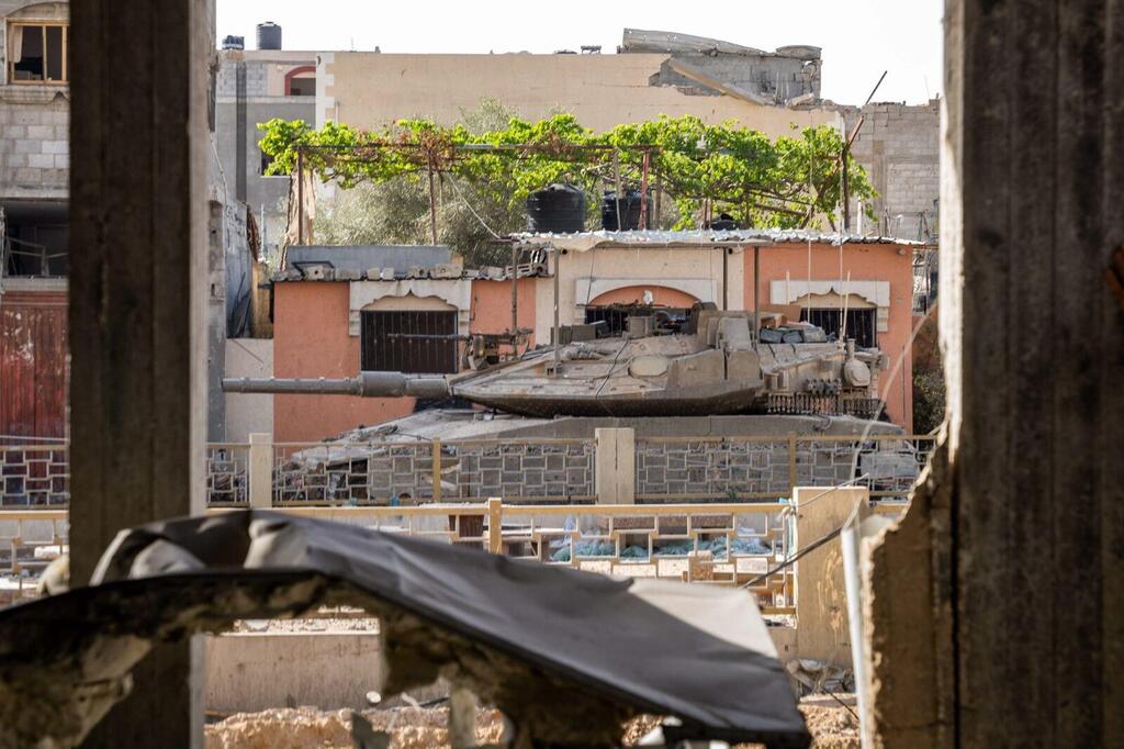 IDF tanks in southern Gaza's Rafah (Photo: IDF Spokesperson's Unit) תיעוד מפעילות כוחות צה"ל ברפיח