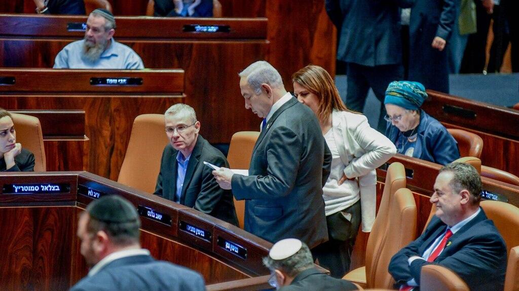 "אין שרים שימרדו בנתניהו" (צילום: רפי קוץ) הצבעת חוק הגיוס במליאת הכנסת