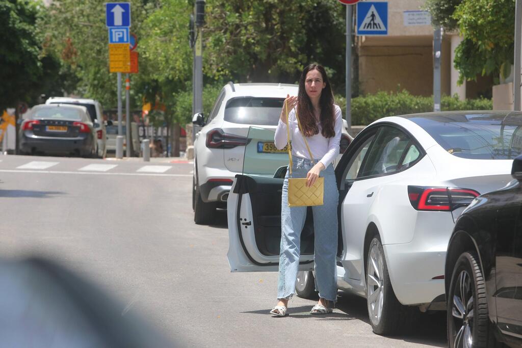 שיקית (צילום: מוטי לבטון) שרונה פיק פפראצי