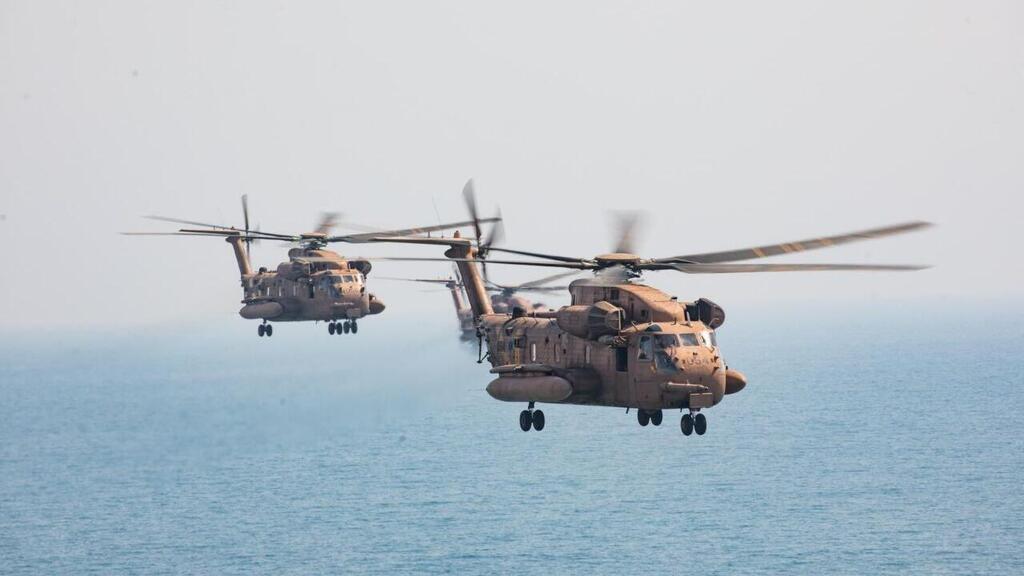 Yasur helicopters (Photo: IDF Spokesperson's Unit) מסוקי היסעור הישנים בפעולה