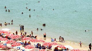 חוף הסלע בבת ים