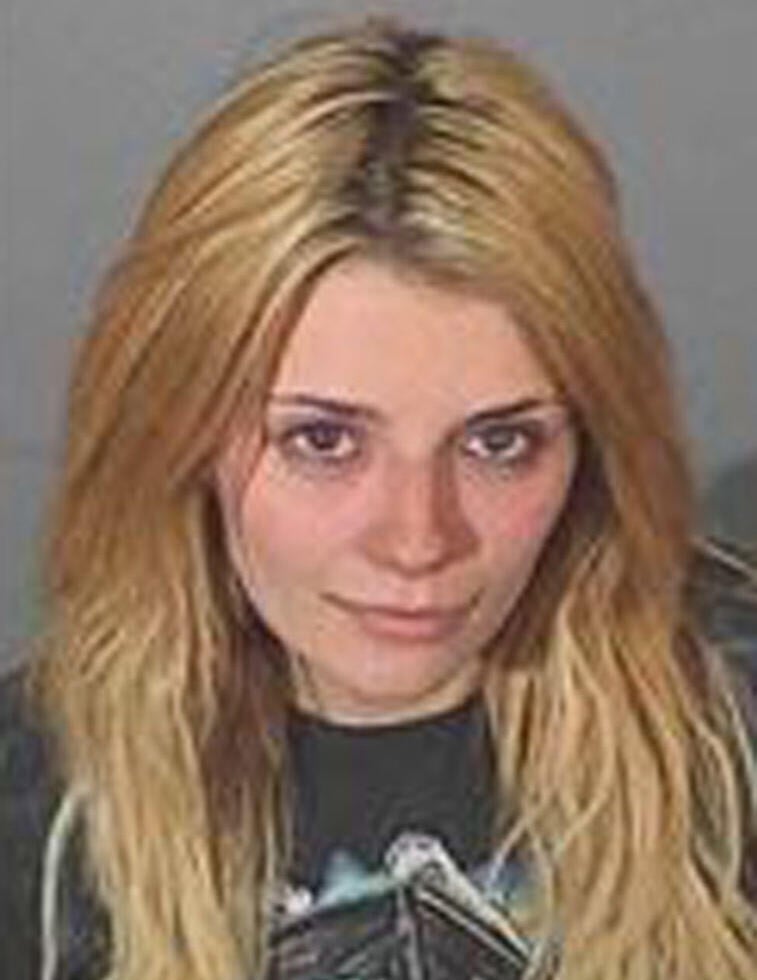 מישה ברטון (צילום: Los Angeles County Sheriff's Department via Getty Images) מאג שוט מישה ברטון 2007