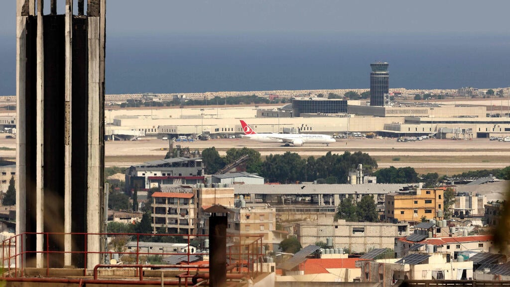 Rafic Hariri Airport (Photo: ANWAR AMRO / AFP) ביירות לבנון נמל תעופה