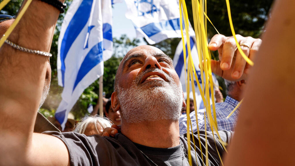 שלומי זיו חוזר לביתו