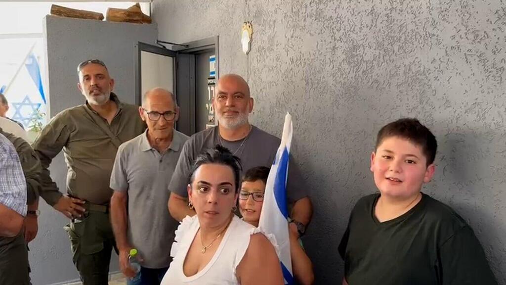 שלומי זיו חוזר לביתו