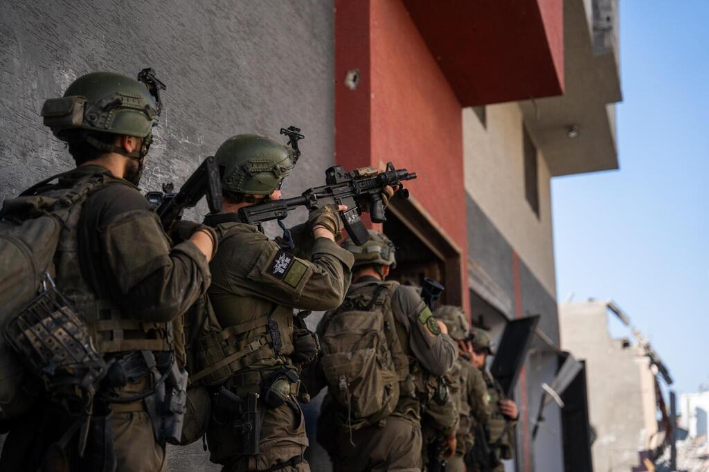 Military pressure is the way to retrieve hostages, not US deals (Photo: IDF Spokesperson's Unit) IDF soldiers operate in Rafah