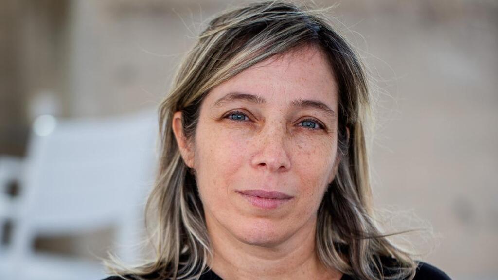 ״עוד לא יכולה להיפרד״. אביבית יבלונקה (אלבום ביתי) אביבית יבלונקה