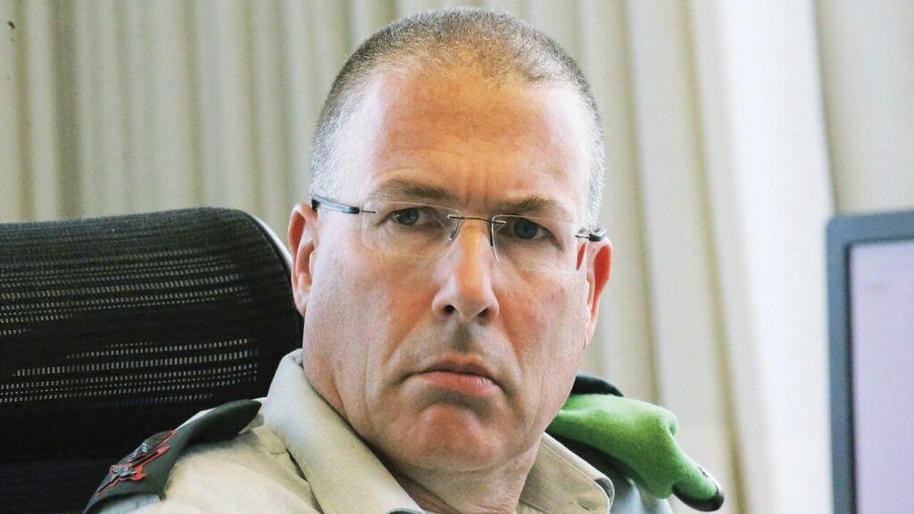 אלוף (מיל') אמיר אבולעפיה. "חייבים לסיים את העבודה דווקא עכשיו, בגלל הדימיון בין התקופות וחשיבות הלקחים" (צילום: מוטי קמחי) ראש ועדת החקירה החדשה, אלוף (מיל') אמיר אבולעפיה