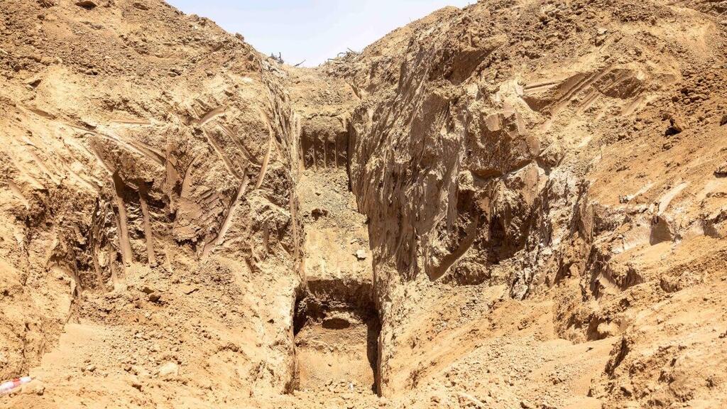 Demolished tunnel shaft (Photo: Tal Shahar) הצטרפנו לכוחות צה"ל בשג'אעיה