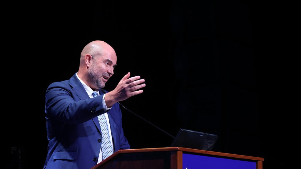 יו"ר הכנסת אוחנה (צילום: עמית שאבי) טקס פרידה ממפכ"ל המשטרה