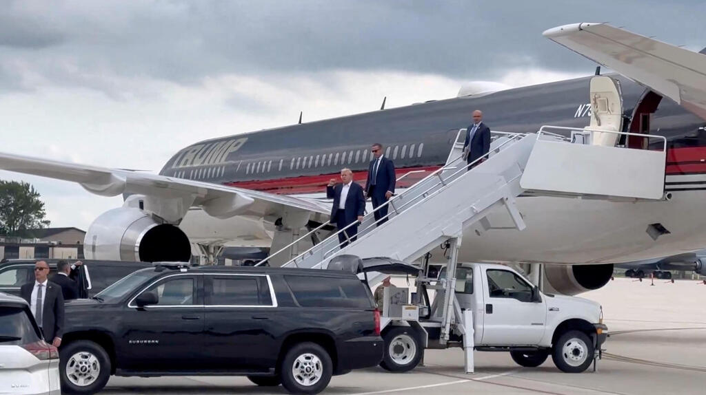 טראמפ נוחת במילווקי (צילום: Dan Scavino Jr. via X/via REUTERS) דונלד טראמפ מגיע ל מילווקי אחרי ניסיון ההתנקשות ולקראת הוועידה הרפובליקנית ארה"ב