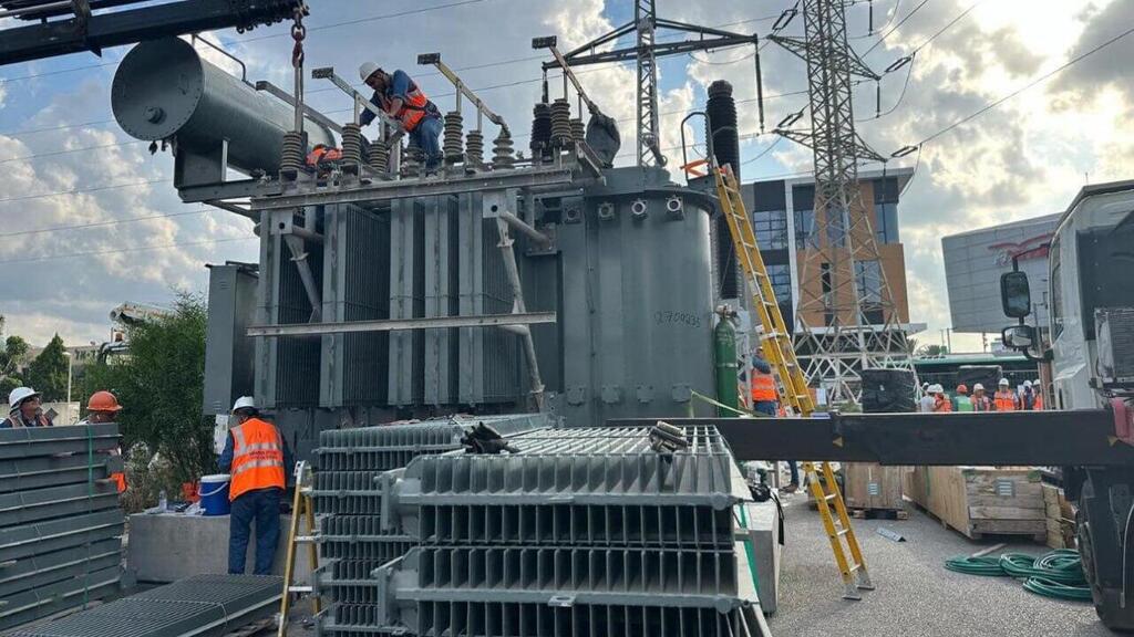 Erecting power stations in the north (Photo: IEC) הקמת תחנות משנה חלופיות בצפון הארץ