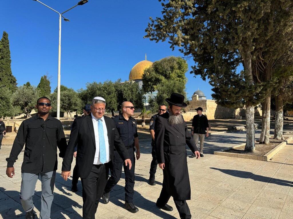 Ben-Gvir ascends Temple Mount, last week איתמר בן גביר בהר הבית