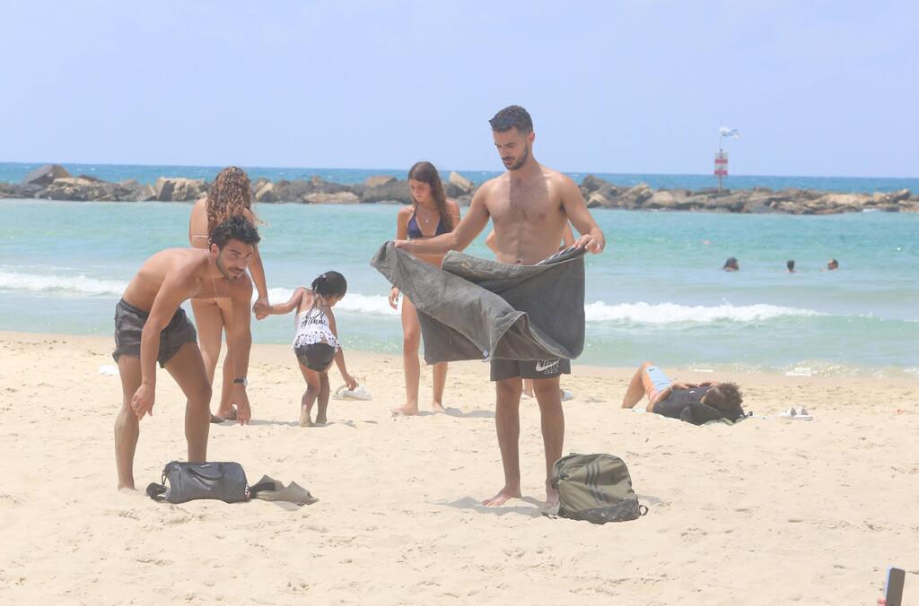 זהו, מתקפלים? (צילום: מוטי לבטון) יהודה בוחבוט שון אמסלם פפראצי