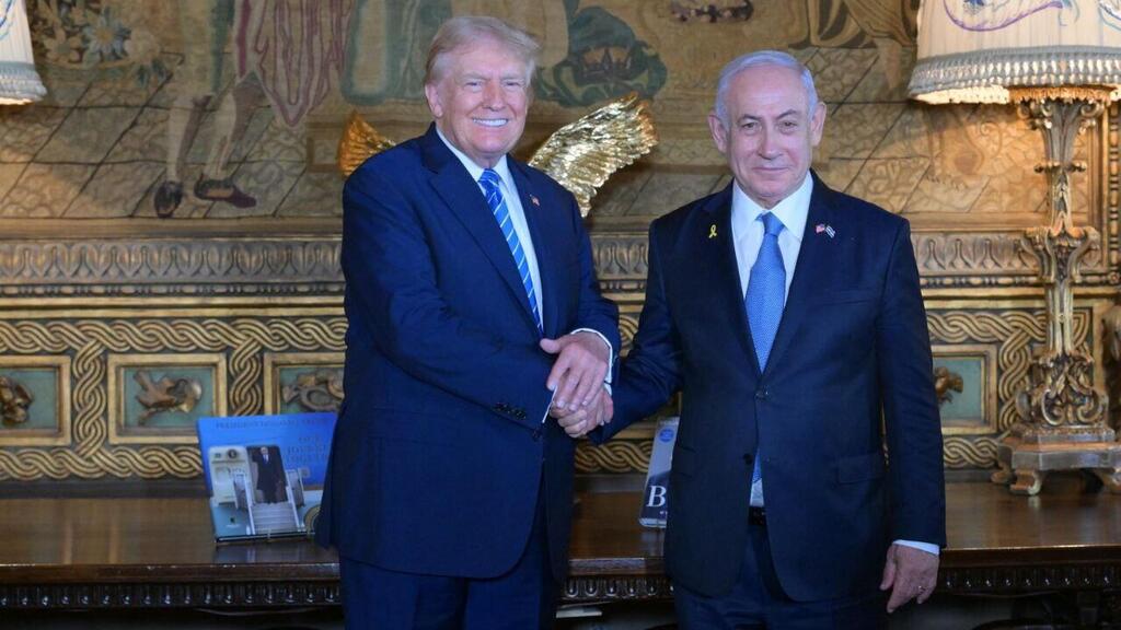 נתניהו וטראמפ. "לא ניכנס לדיון עם ארה"ב בזמן שזו מדברת בשם ישראל" (צילום: עמוס בן-גרשום) בנימין ושרה נתניהו נפגשים עם דונלד טראמפ