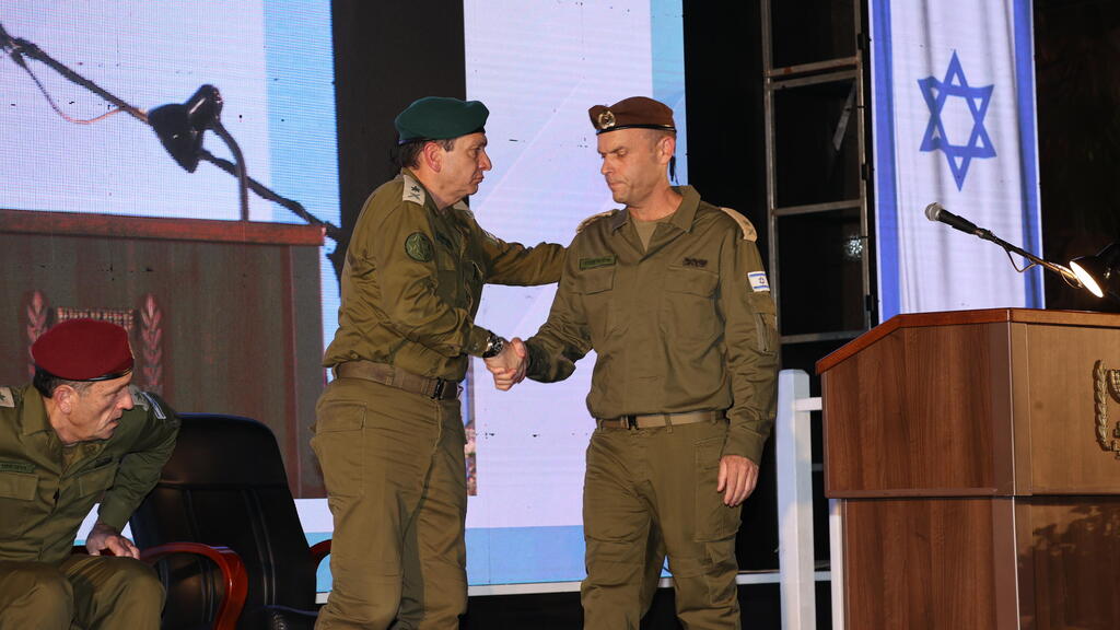 Chief of Staff Herzi Halevi, outgoing military intel chief Aharon Haliva and his replacement Shlomi Binder at ceremony (Photo: Yariv Katz) הרמטכ"ל הרצי הלוי, אהרון חליוה ראש אמ"ן היוצא ושלומי בינדר ראש אמ"ן הנכנס בטקס חילופי מפקד ראש אמ"ן