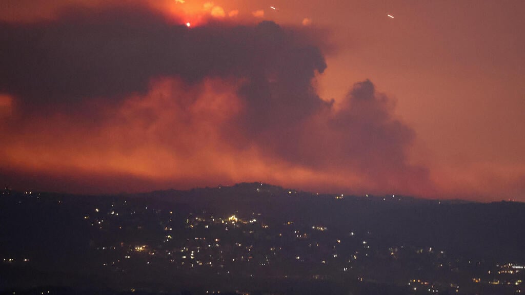 Israel launches a preemptive strike on Hezbollah last month (Photo: Aziz Taher / Reuters) מתקפת פתע של חיזבאללה על הצפון
