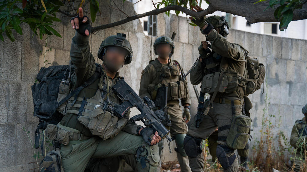 Photo: IDF Spokesperson's Unit לוחמי חטיבה 8 נלחמים ברצועת עזה