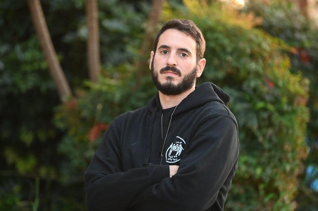"רציתי טקס אינטימי, אבל יש יותר מ-1,500 משפחות שכולות". יונתן שמריז (צילום: יאיר שגיא ) יונתן שמריז