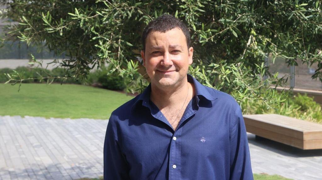 "מורים יעזבו בגלל תנאים, מי שיפסידו הם הילדים". צדיק (צילום: מוטי קמחי) יונתן צדיק