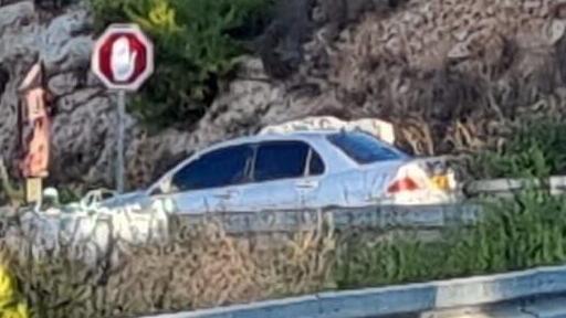 Explosive-rigged car found at entrance to West Bank settlement