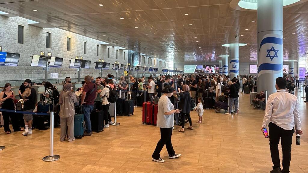 עיכובים בצ'ק אין בנתב"ג (צילום: דן רבן ) שביתה בנתב"ג
