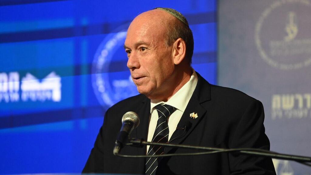 "רוצה תחקירים ומודיע שיהיו מסקנות נגד מפקדים. איך אפשר להתנהל ככה?". אנגלמן (צילום: יאיר שגיא) מבקר המדינה מתניהו אנגלמן בוועידת המשפט ה-13