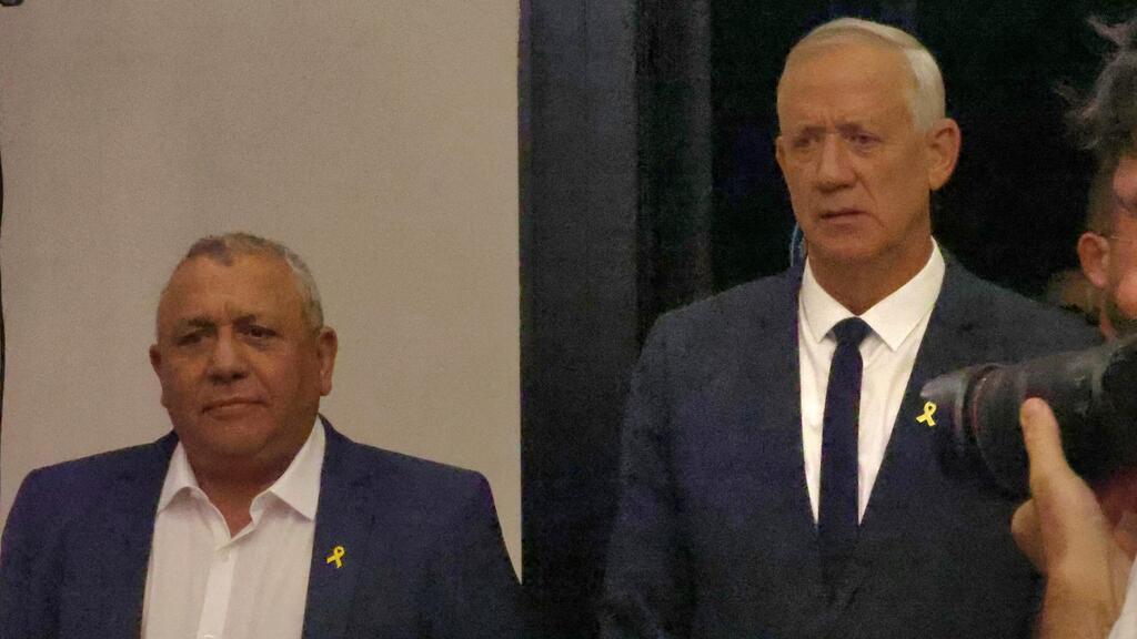 בני גנץ וגדי איזנקוט
