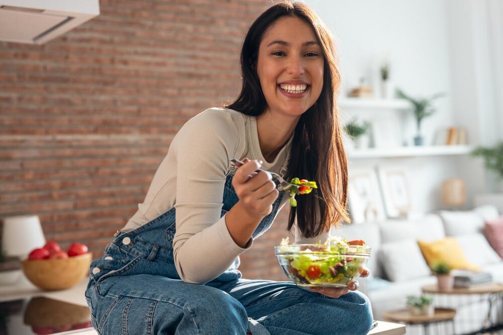 כדאי סלט בכל מצב (צילום: shutterstock) ירקות סלט