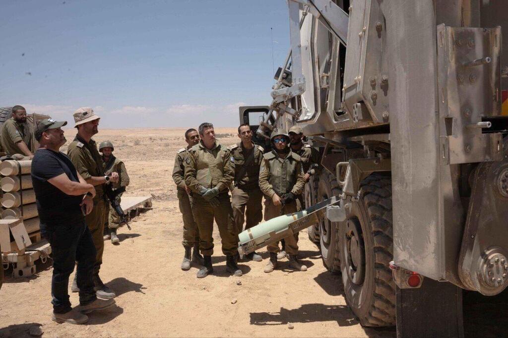 צילום: דובר צה"ל תותח רועם