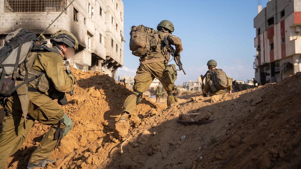 "אין שליטה אפקטיבית". תיעוד מפעילות כוחות צה"ל במרכז הרצועה (צילום: דובר צה"ל) תיעוד פעילות הכוחות במרחב מרכז הרצועה