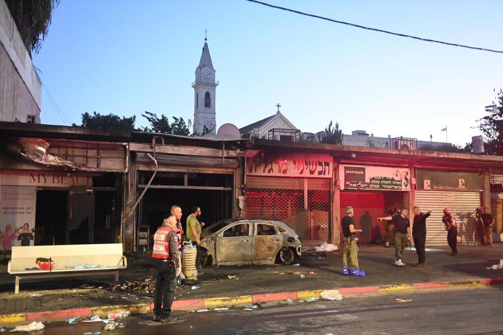 צילום: קובי קואנקס זירת פיצוץ הרכב ברמלה