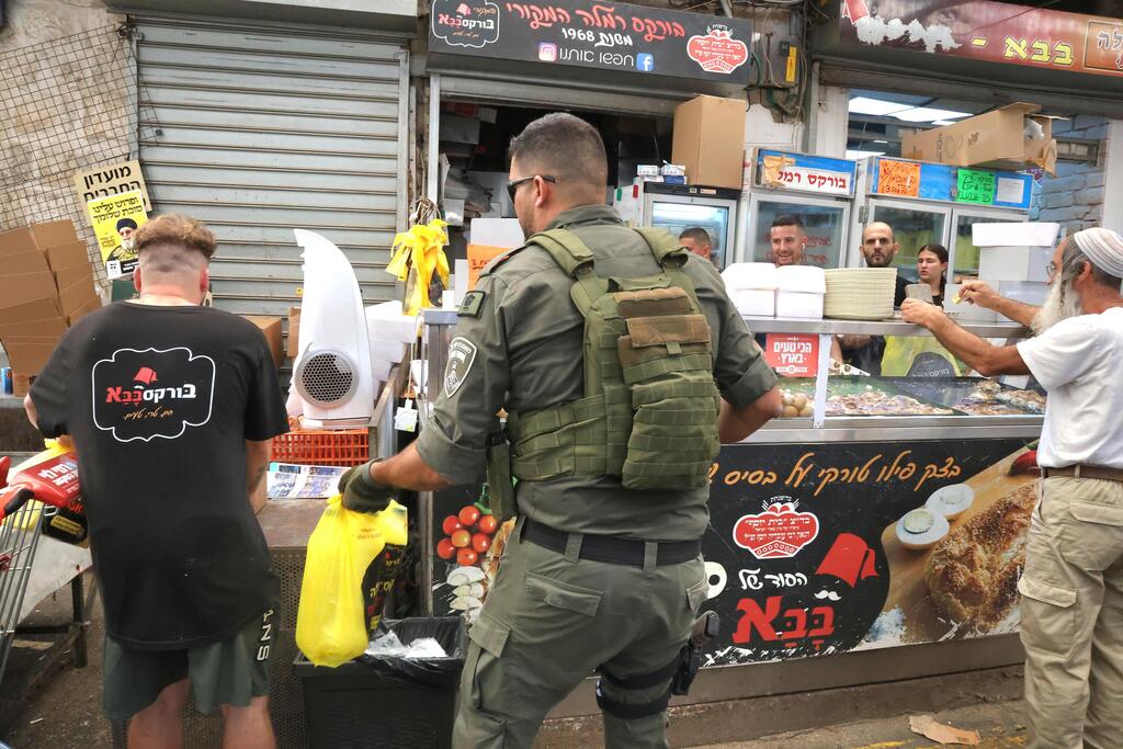 צילום: שאול גולן יום אחרי פיצוץ הרכבים ברמלה
