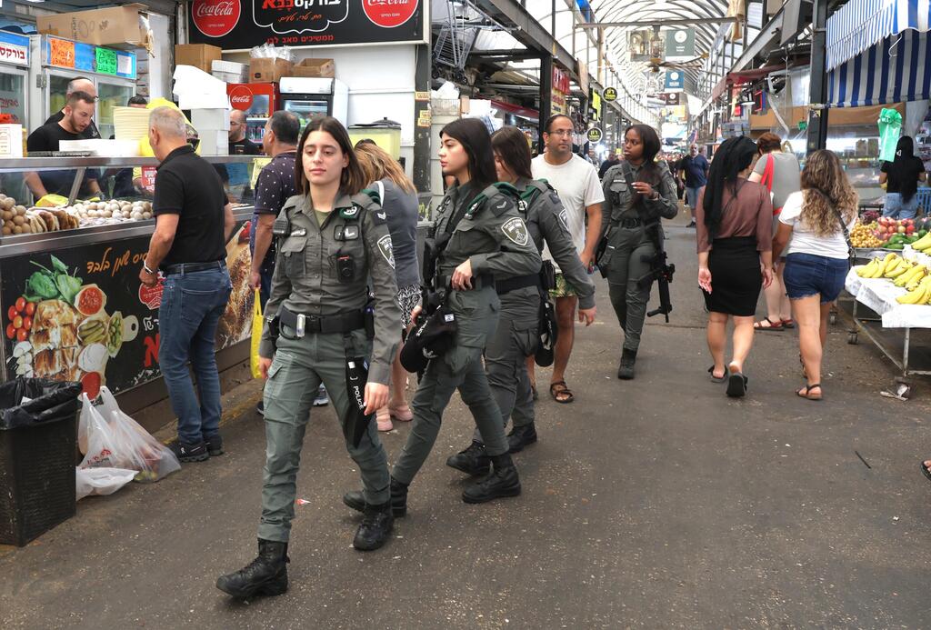 צילום: שאול גולן יום אחרי פיצוץ הרכבים ברמלה