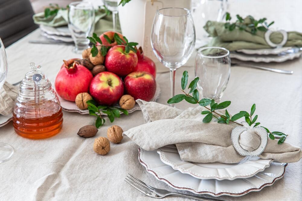 ארוחת ראש השנה (צילום: shutterstock) ארוחת ראש השנה