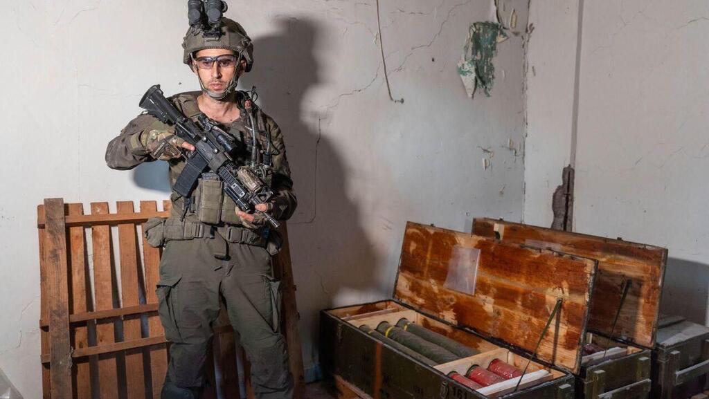 IDF forces locating Hezbollah ammunition גדוד 890 בדרום לבנון, ליד האמל"ח של כוח רדואן