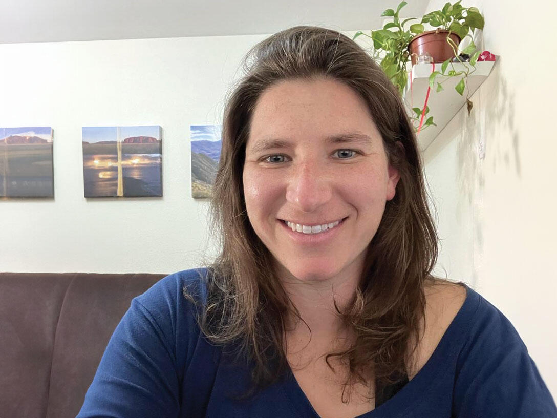 "בסוף הטירונות, כששרנו 'התקווה' במדים, הרגשתי חלק מהמדינה". גבי גורדון (צילום: אלבום פרטי) "בסוף הטירונות, כששרנו 'התקווה' במדים, הרגשתי חלק מהמדינה". גבי גורדון