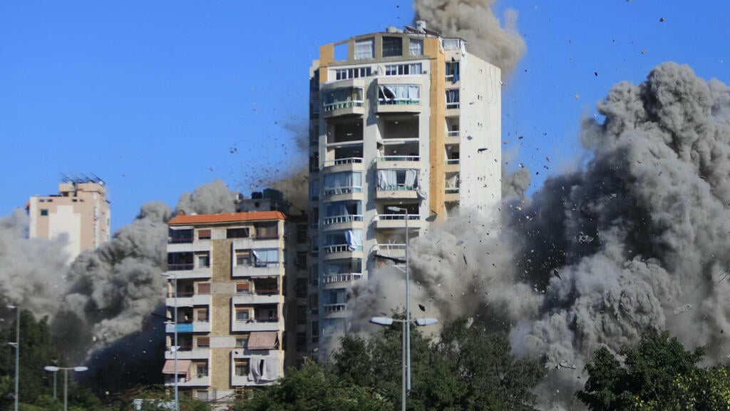 IDF strikes in Lebanon following the evacuation notice (Photo: AFP) תקיפות צה"ל בלבנון