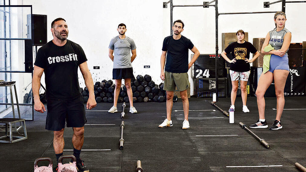 המתאמנים חוזרים לקרוספיט פלורנטין (צילום: דנה קופל) yk14132147
