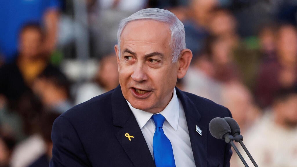 Benjamin Netanyahu (Photo: Amir Cohen/ Reuters) טקס סיום קורס קצינים