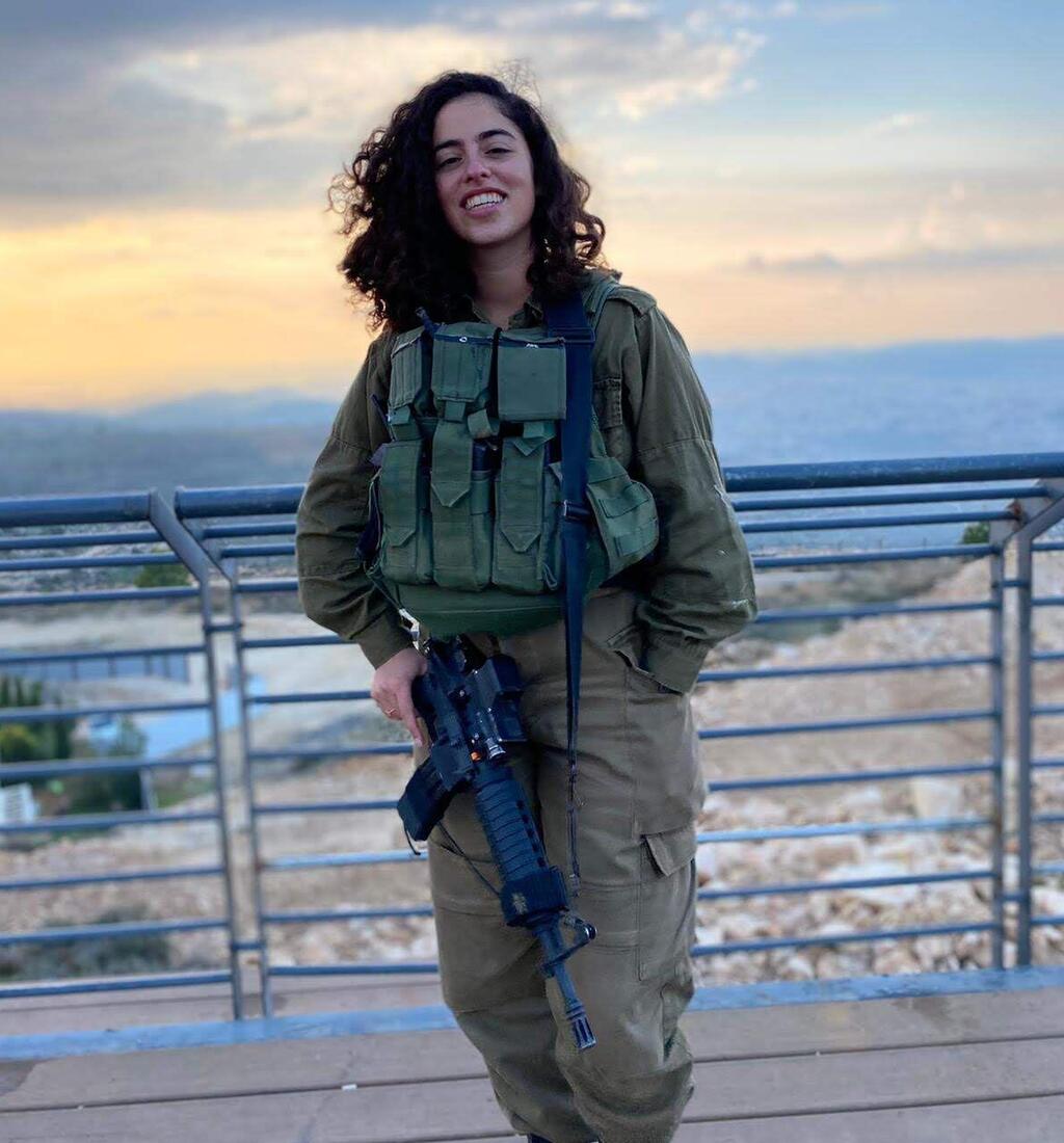 נעם כהנא, בעלת רוג'ום ולוחמת במילואים (צילום באדיבות המצולמת) נעם כהנא בעלת העסק רוג'ום