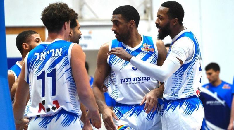 שחקני עירוני ר"ג (גיא ביטמן באדיבות מכבי קבוצת כנען רמת גן) שחקני עירוני ר"ג