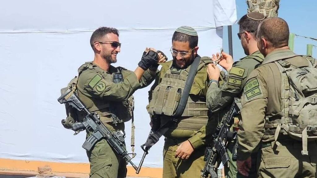 "גם בתוך שטחי הלחימה - תמיד התלמידים עומדים לנגד עיניי". וייס (צילום: רשת אמית) אביב וייס